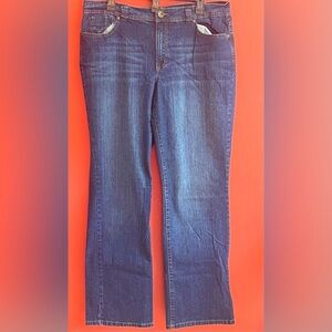 Women’s Style & Co Classic Blue Jeans - Like New